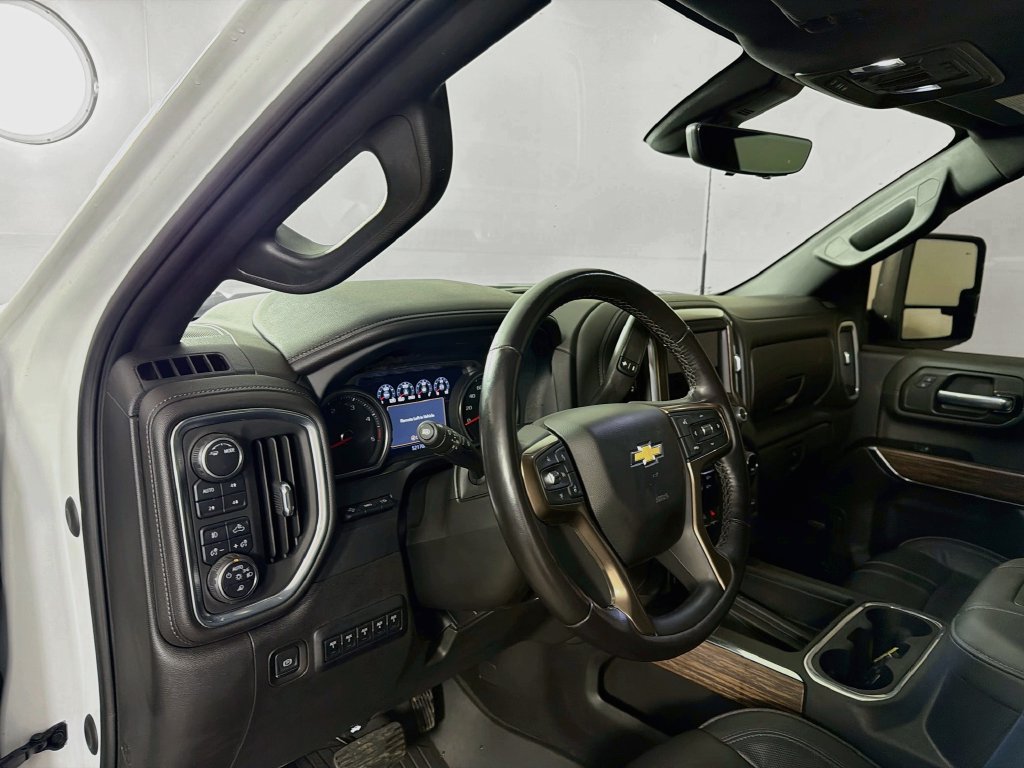 Used 2022 Chevrolet Silverado 3500 High Country w/ Z71 Off-Road Package AWD/4WD image 10