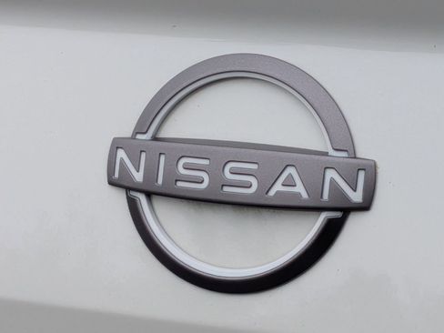 Used 2025 Nissan Altima 2.5 SL FWD image 28