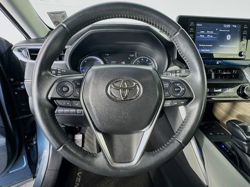 Used 2021 Toyota Venza XLE AWD/4WD image 11