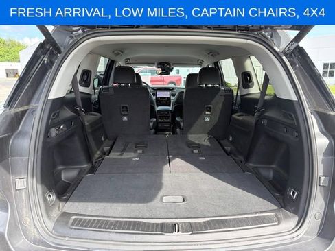 Used 2023 Jeep Grand Cherokee L Limited AWD/4WD image 11