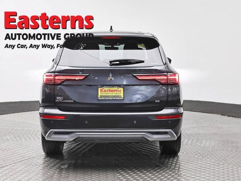 Used 2025 Mitsubishi Outlander SE AWD/4WD image 6