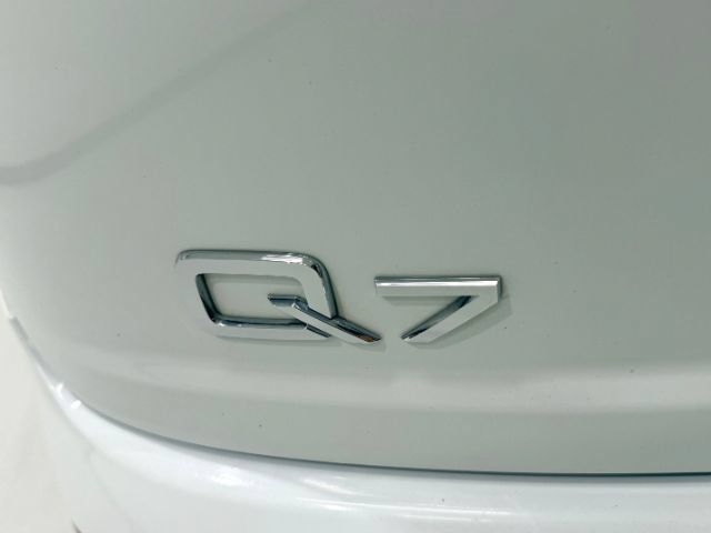 Used 2018 Audi Q7 2.0T Premium Plus w/ Premium Plus Package AWD/4WD image 12