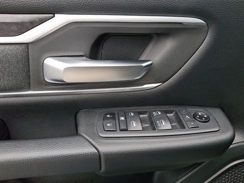 Used 2021 RAM 1500 Big Horn image 12