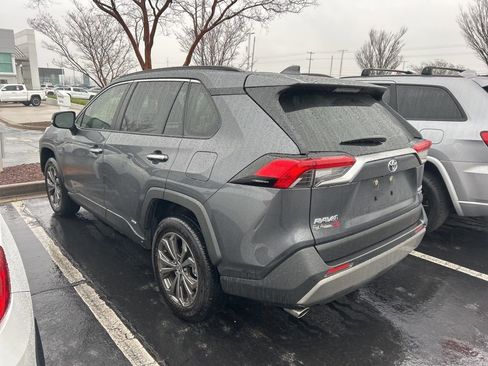 Used 2025 Toyota RAV4 Limited w/ Advanced Technology Package image 8