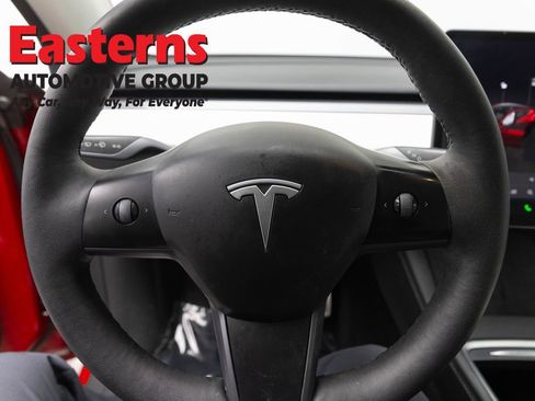 Used 2022 Tesla Model Y Performance AWD/4WD image 10