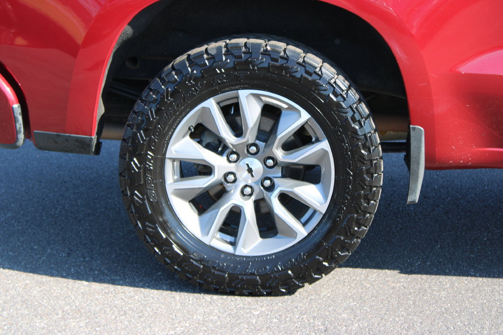 Used 2020 Chevrolet Silverado 1500 RST AWD/4WD image 13