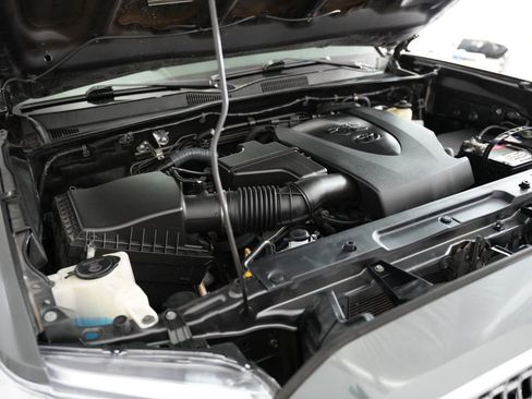 Used 2016 Toyota Tacoma TRD Sport w/ Premium & Technology Package image 52