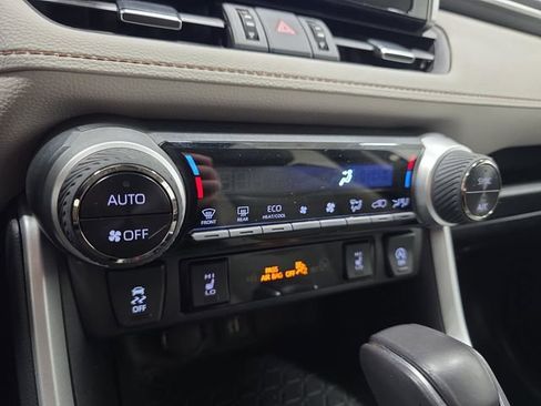 Certified 2023 Toyota RAV4 XLE Premium AWD/4WD image 19