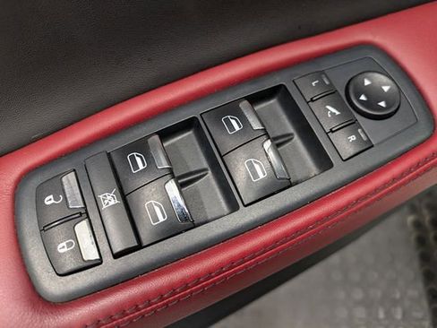 Used 2019 Maserati Ghibli S Q4 AWD/4WD image 10