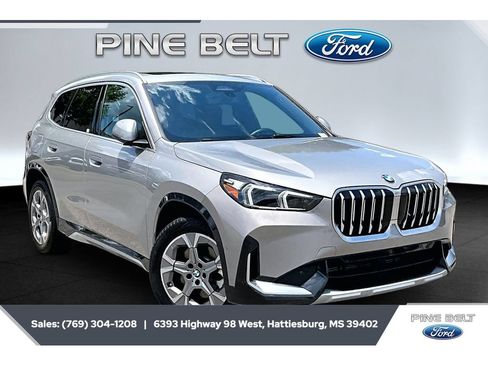 Used 2025 BMW X1 xDrive28i AWD/4WD image 1