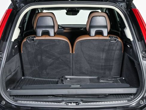 Used 2019 Volvo XC90 T6 Momentum AWD/4WD image 31
