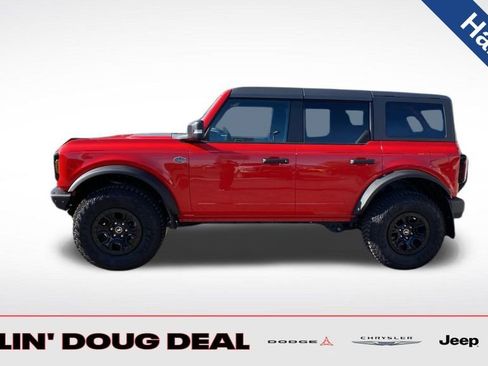 Used 2024 Ford Bronco Wildtrak image 3