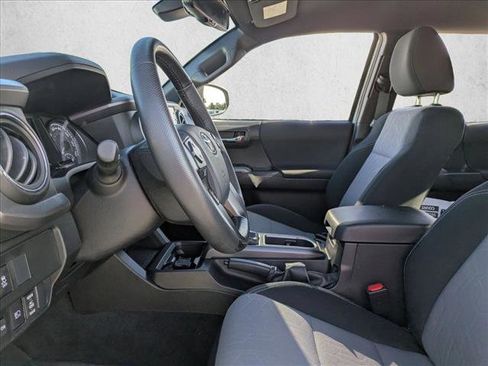 Used 2023 Toyota Tacoma TRD Sport image 14