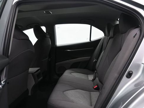 Used 2022 Toyota Camry LE image 18