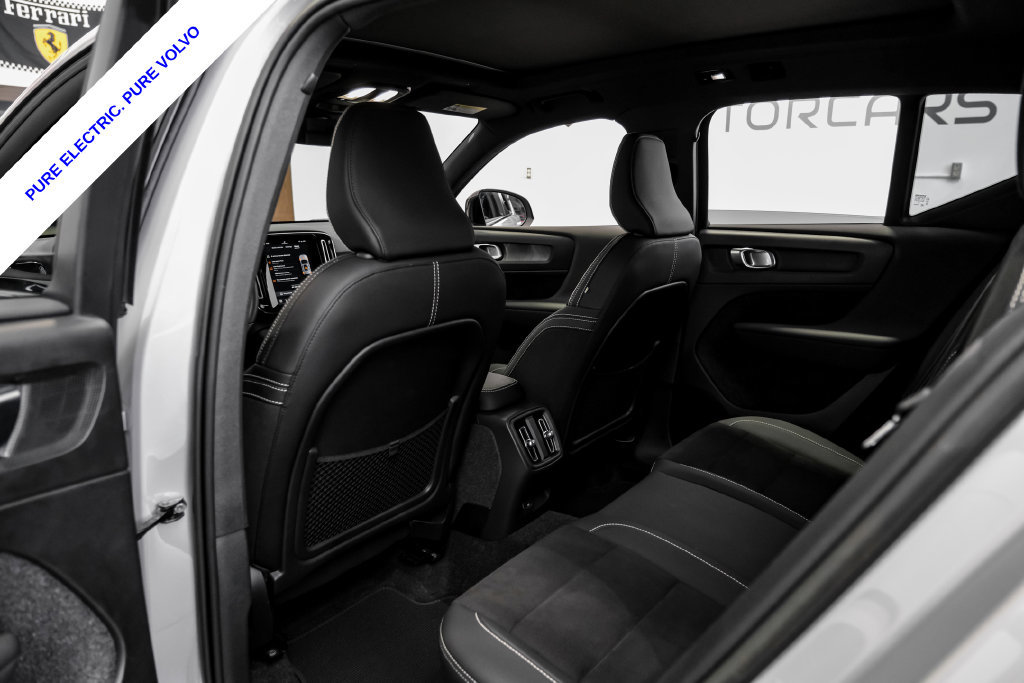Used 2023 Volvo XC40 Recharge Plus AWD/4WD image 35