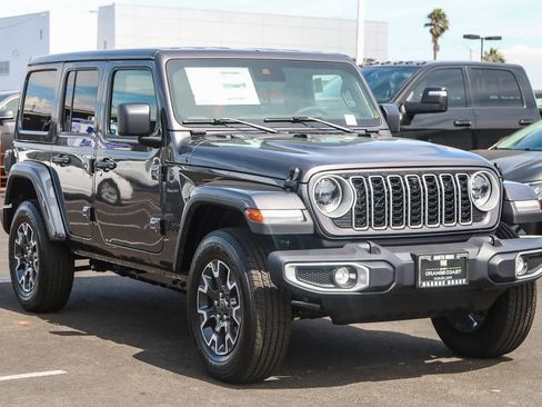 New 2025 Jeep Wrangler Sahara w/ Technology Group image 3