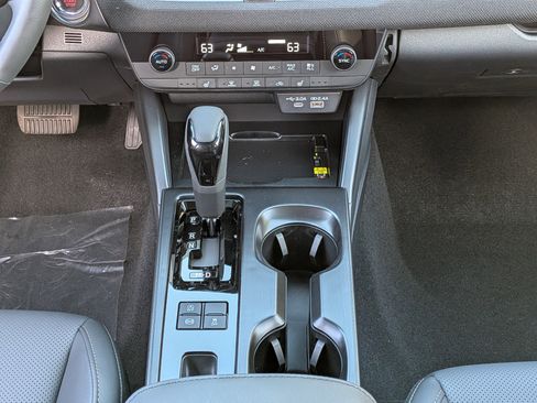 New 2026 Subaru Outback Limited AWD/4WD image 21