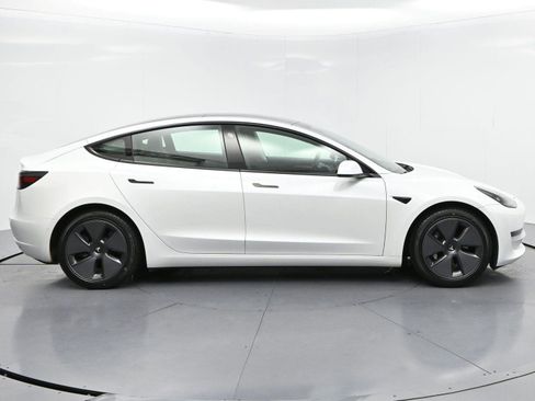 Used 2021 Tesla Model 3 Standard Range Plus RWD image 8