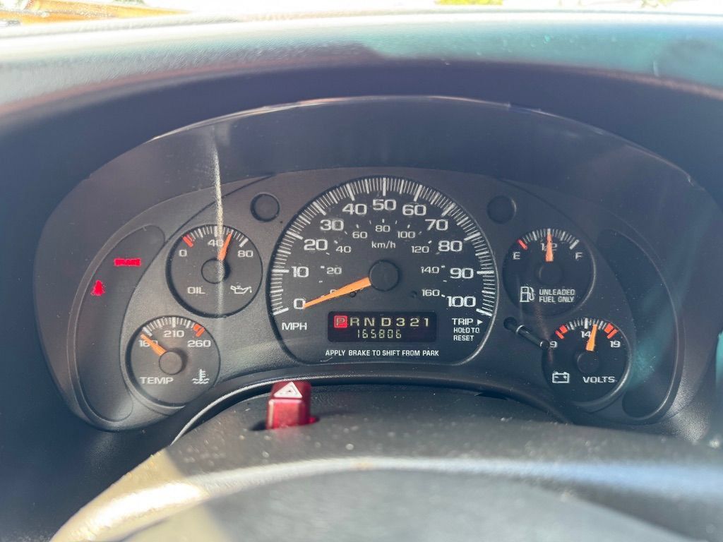 Used 2001 Chevrolet Express 3500 Passenger w/ LS Preferred Equipment Group RWD image 29