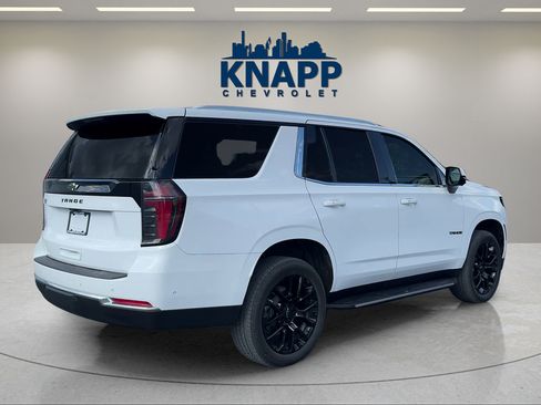 Used 2025 Chevrolet Tahoe LS AWD/4WD image 5