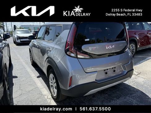 Used 2023 Kia Soul LX FWD image 10