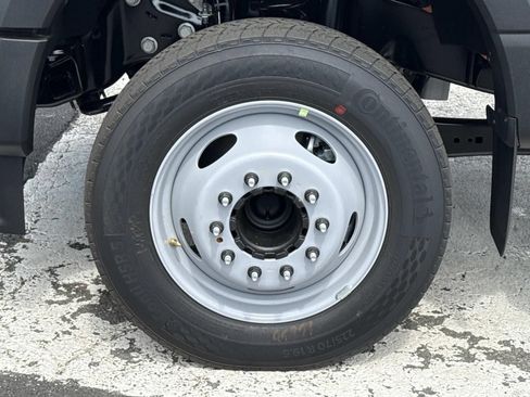 New 2026 Ford F550 2WD Crew Cab image 9