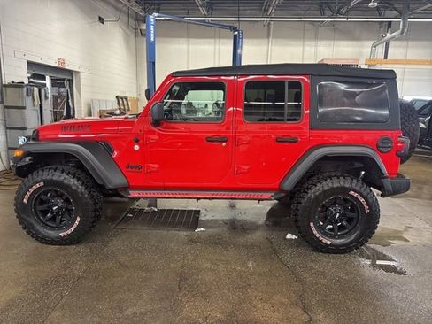 Used 2021 Jeep Wrangler Unlimited Sport image 3
