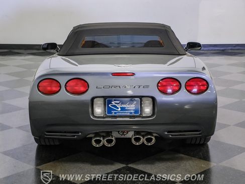 Used 2003 Chevrolet Corvette Convertible w/ Preferred Equipment Group1 RWD image 33