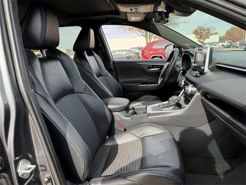 Certified 2019 Toyota RAV4 XSE image 30
