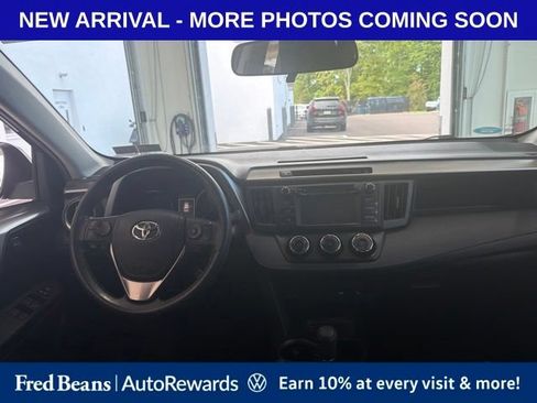 Used 2018 Toyota RAV4 LE w/ All Weather Liner Package AWD/4WD image 10
