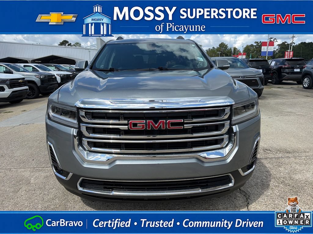 Certified 2023 GMC Acadia SLT w/ LPO, Floor Liner Package FWD image 11