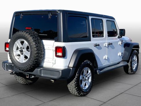 Used 2019 Jeep Wrangler Unlimited Sport S AWD/4WD image 13