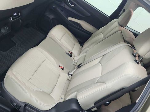Certified 2025 Subaru Ascent Premium AWD/4WD image 18