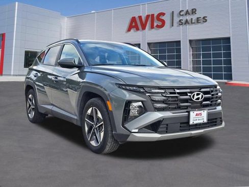 Used 2025 Hyundai Tucson SEL FWD image 3