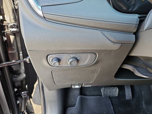 New 2026 Buick Encore GX Sport Touring image 37