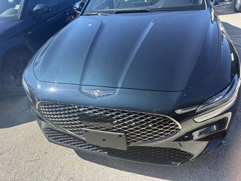 Used 2024 Genesis G70 2.5T image 3