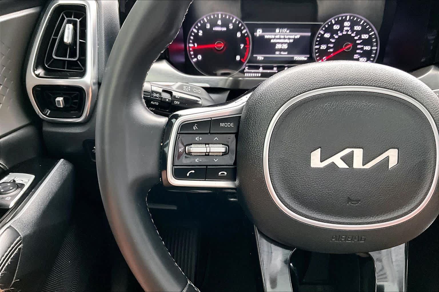 Used 2022 Kia Sorento SX AWD/4WD image 24