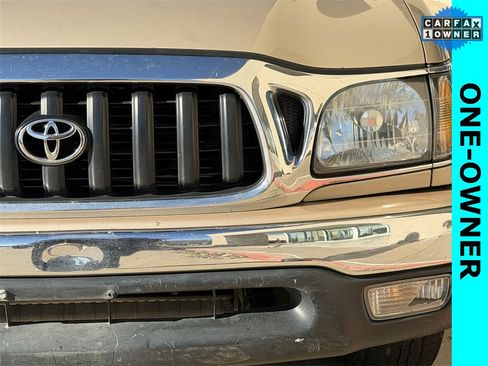 Used 2004 Toyota Tacoma 2WD Xtracab image 9