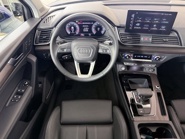 Certified 2024 Audi Q5 2.0T Premium Plus w/ Premium Plus Package AWD/4WD image 12