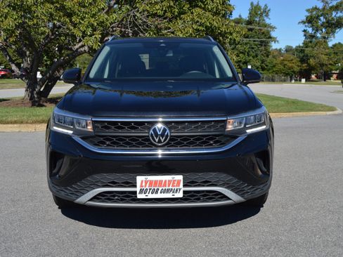 Used 2022 Volkswagen Taos SE image 18