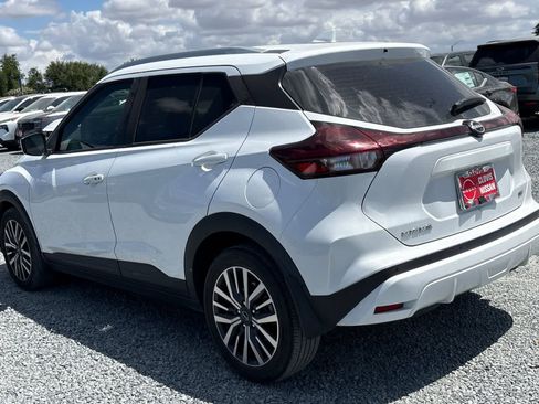 Used 2023 Nissan Kicks SV FWD image 7