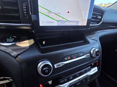 Used 2020 Ford Explorer Limited w/ Class III Trailer Tow Package image 11