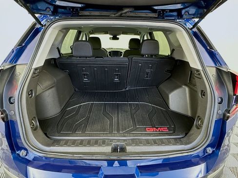 Used 2022 GMC Terrain SLE w/ Driver Convenience Package image 25