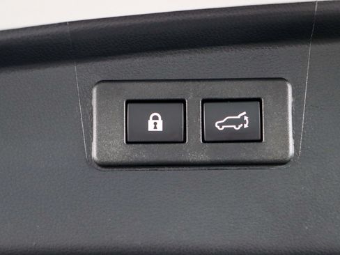 Used 2023 Subaru Outback Limited AWD/4WD image 30