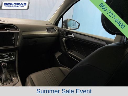 Used 2022 Volkswagen Tiguan SE AWD/4WD image 30