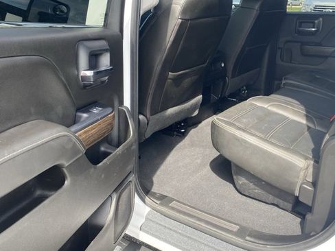 Used 2019 GMC Sierra 3500 Denali image 26