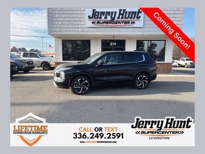 Used 2024 Mitsubishi Outlander SE Black Edition