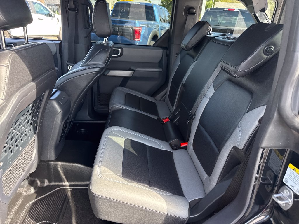 Used 2023 Ford Bronco Black Diamond AWD/4WD image 12