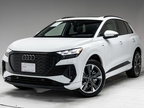 Used 2023 Audi Q4 e-tron Prestige w/ Black Optic Package AWD/4WD image 1