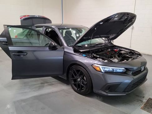 Used 2024 Honda Civic Sport image 11